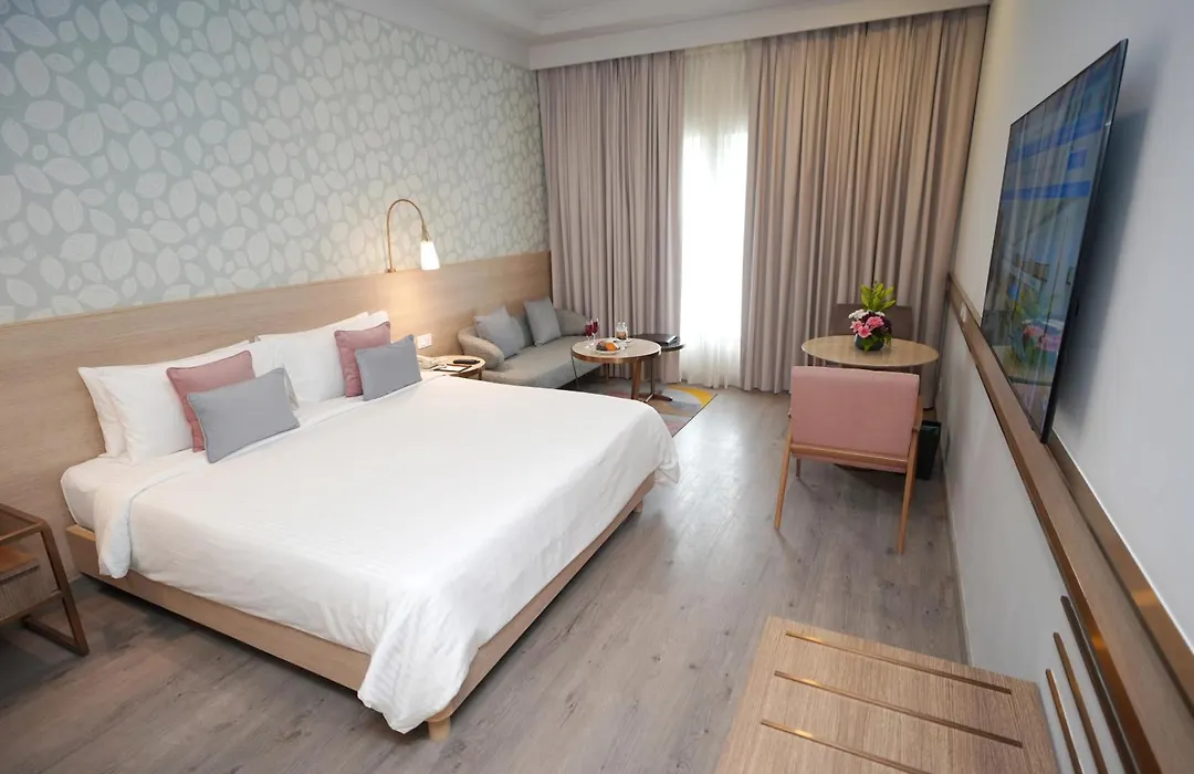 Muse Sarovar Portico Nehru Place-1
