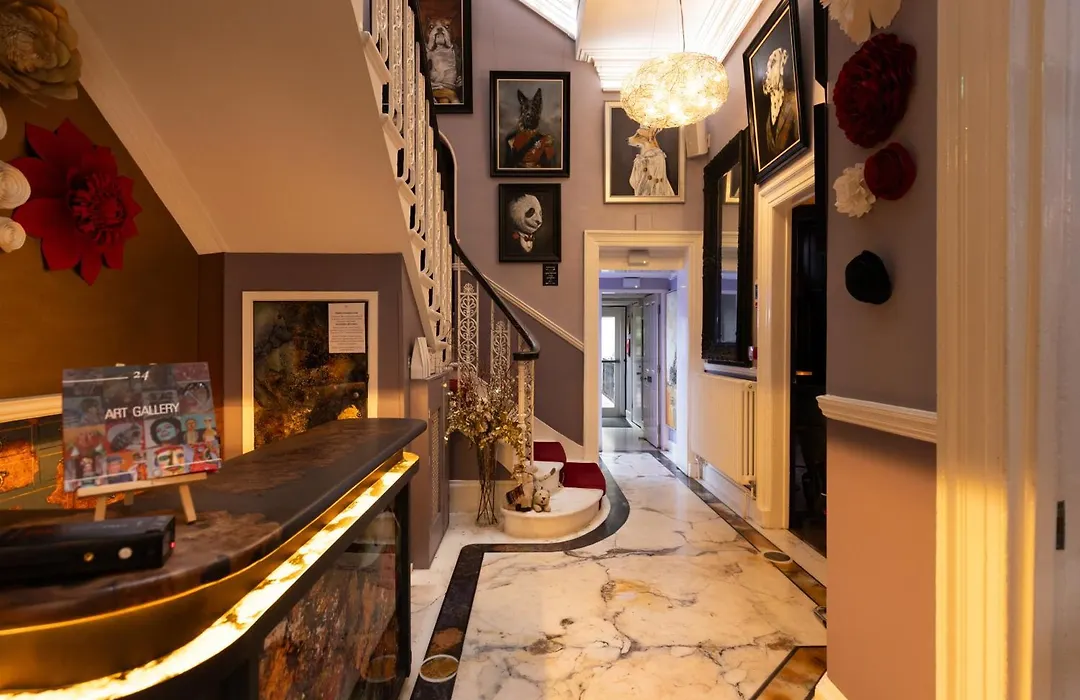 24 Royal Terrace-1