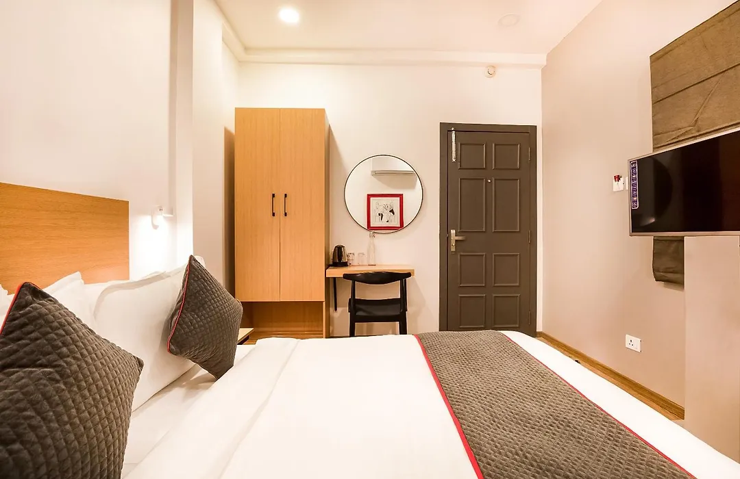 Townhouse Pipliyahana Square-1