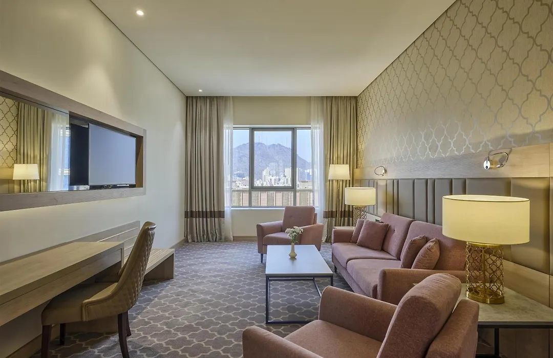 Doubletree By Hilton Makkah Aziziyah-1