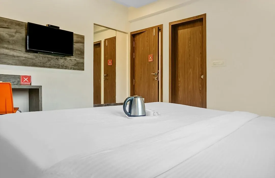 Townhouse The Upper Room Near Pune Airport-1