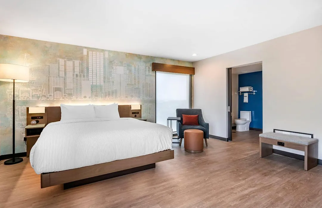 Cambria Hotel Orlando Near Universal Theme Parks-1
