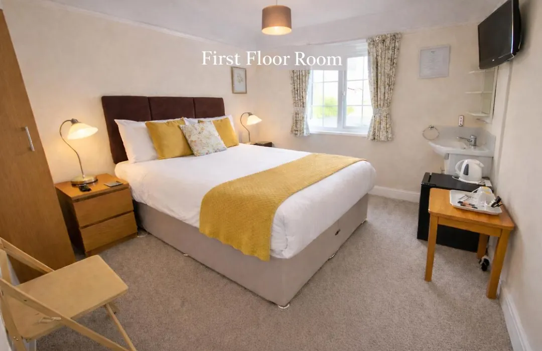 Hampton Lodge En-Suite Rooms With Free Parking-1