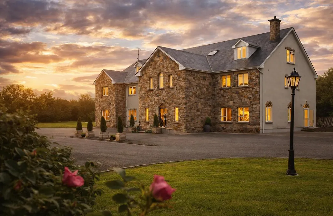 Donegal Manor-1