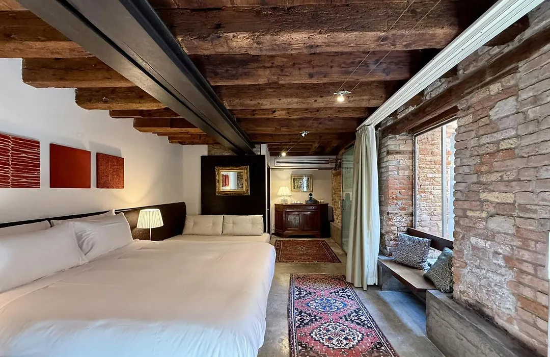Avogaria 5 Rooms-1