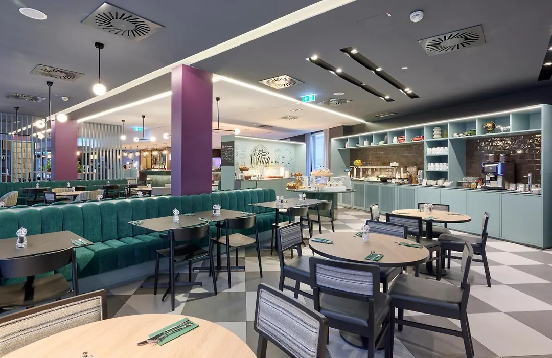 Premier Inn Wien City Hauptbahnhof-1