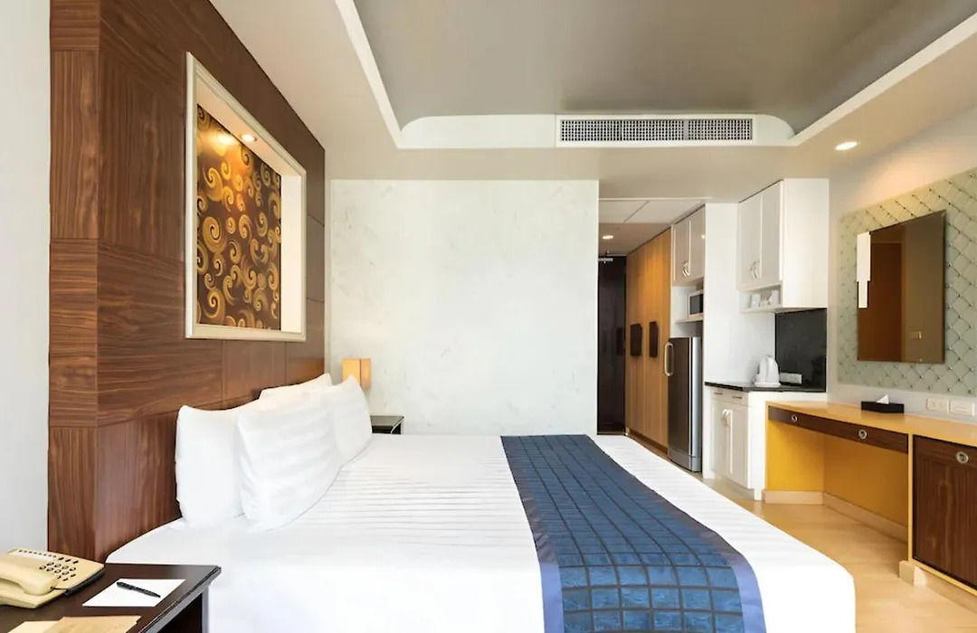 Admiral Premier Bangkok-1
