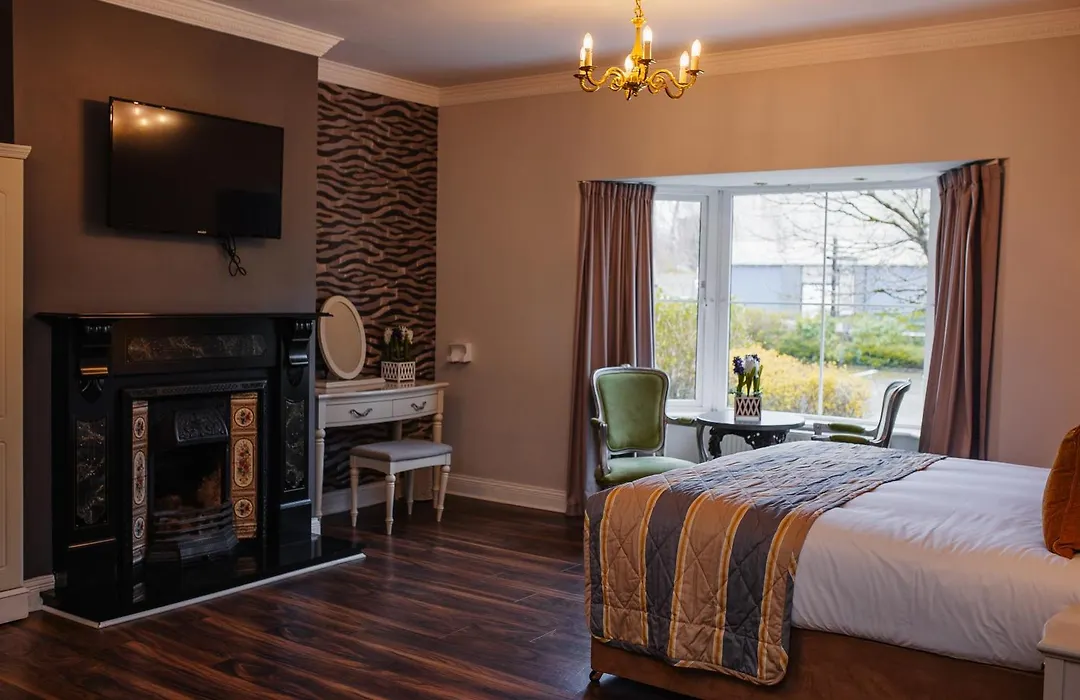 Brook Lodge Boutique Hotel-1