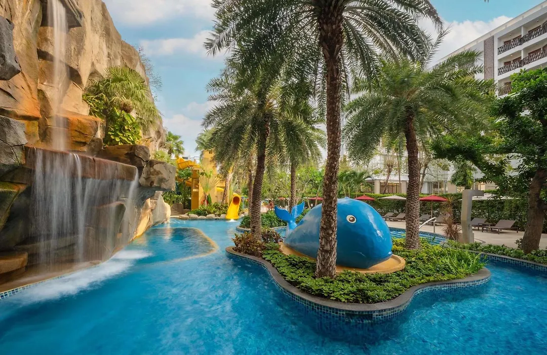 Mercure Pattaya Ocean Resort-1