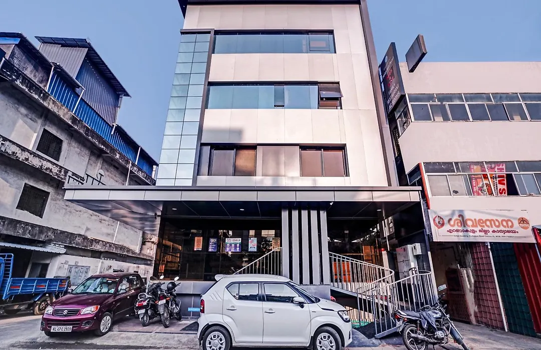 Super Townhouse Edasserys Sea Pearl-1