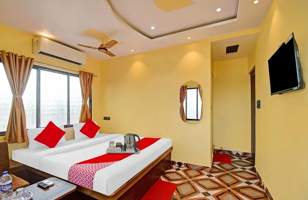 Hotel O Redwood Plaza-1