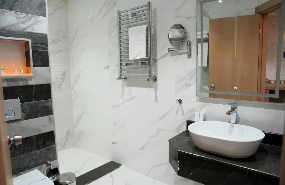 Iris Hotel Baku-1