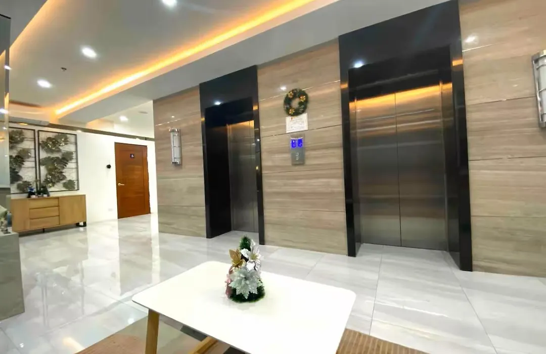 West Jones Residences By Jc Spacerentals, Mountain View, Free Wi-Fi & Netflix, 15Th Floor Located At The Center Of Cebu City-1