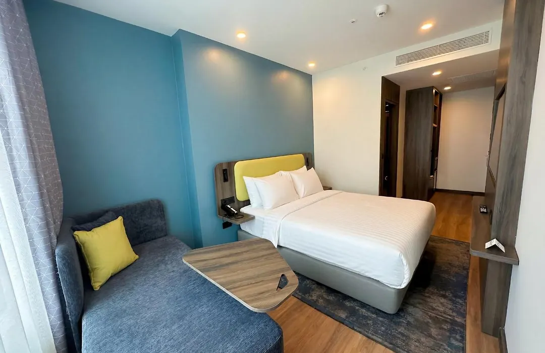 Holiday Inn Express Istanbul - Airport Arnavutkoy By Ihg-1