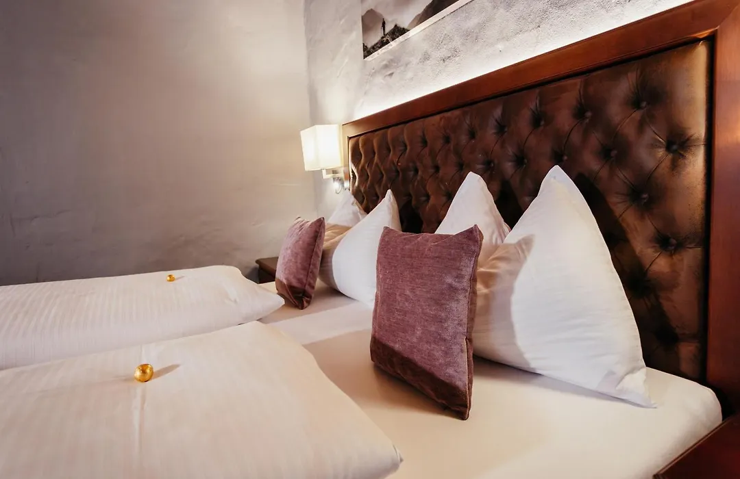 Altstadt Hotel Stadtkrug-1