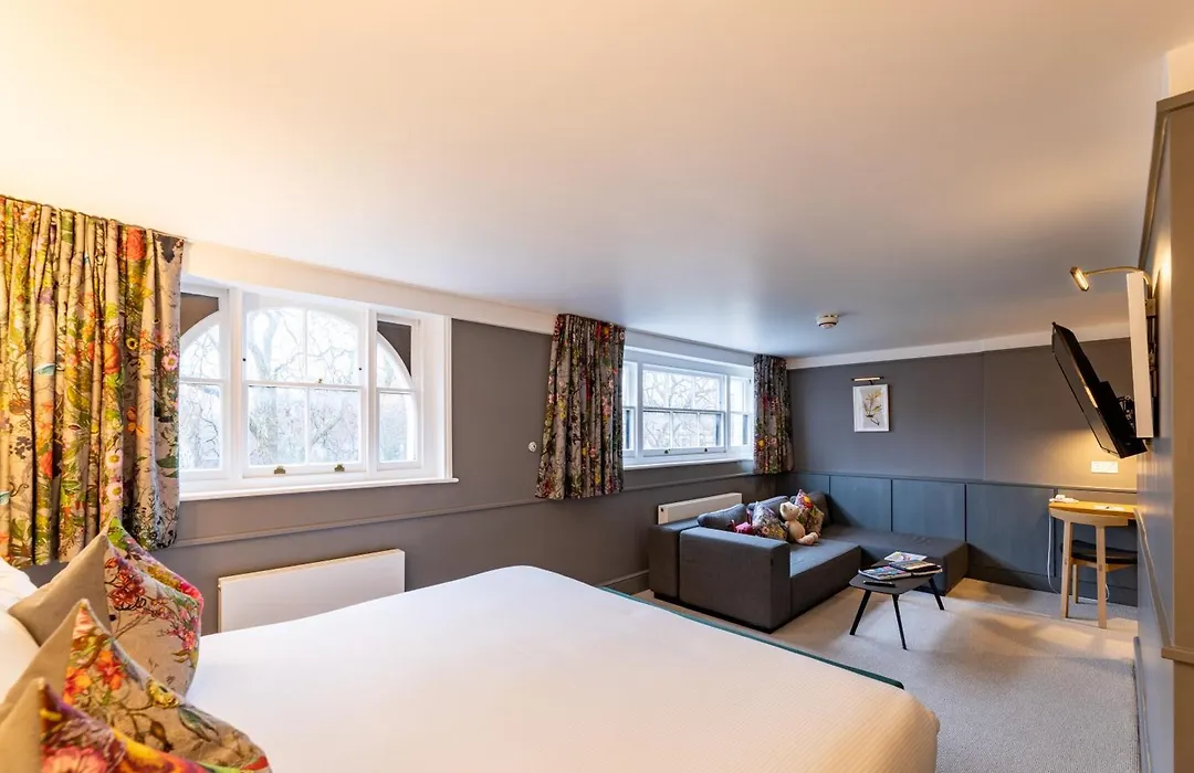 The Goodenough Hotel London-1