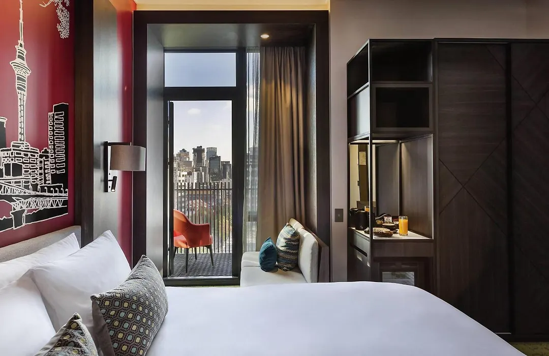 Mercure Auckland Queen Street-1