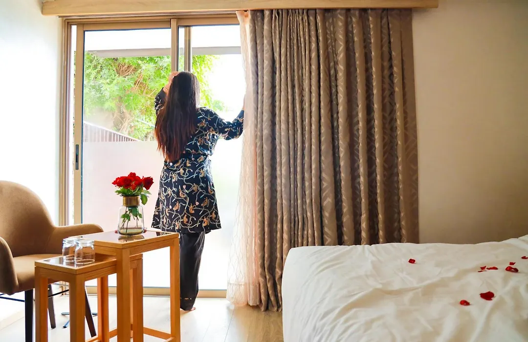 Mabrouk Hotel And Suites- Adult Only-1