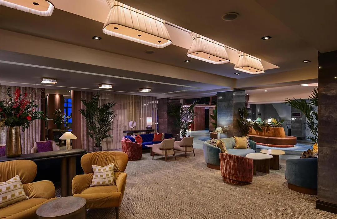 Doubletree By Hilton London - West End-1