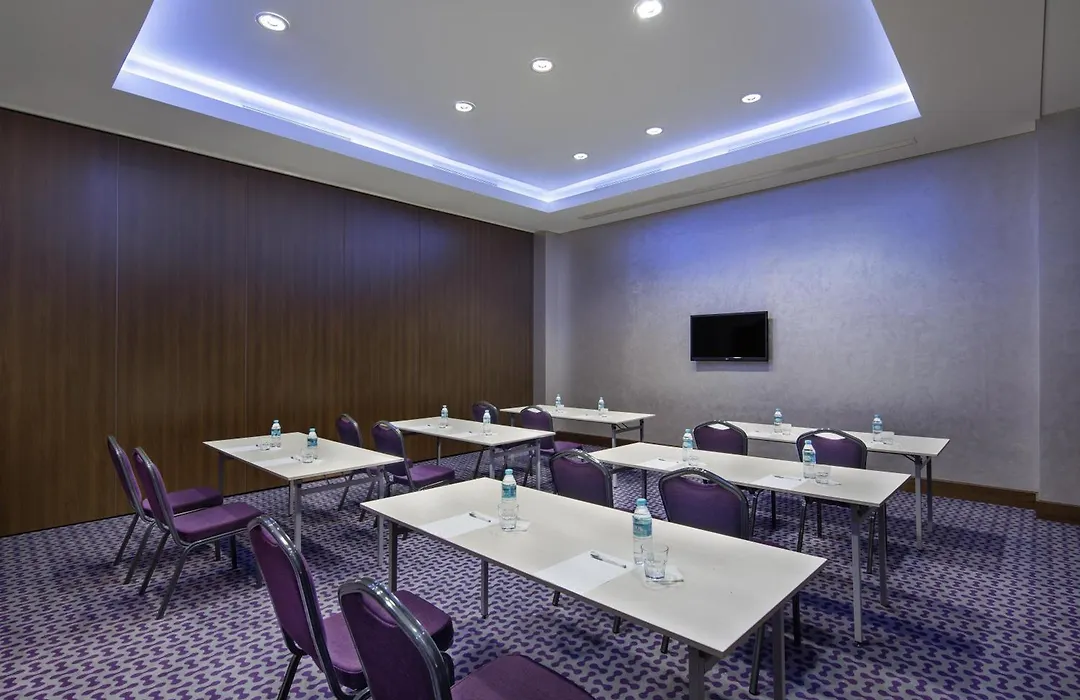 Hampton By Hilton Istanbul Kayasehir-1