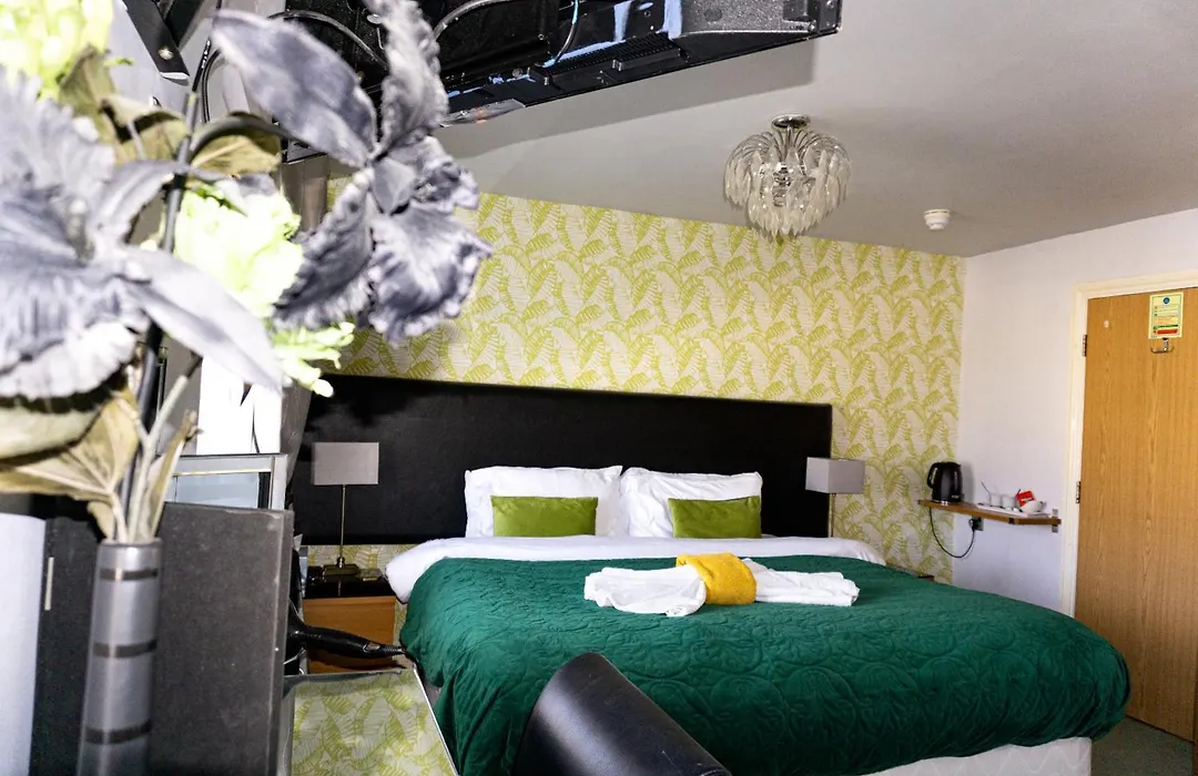 Kenley Hotel-1