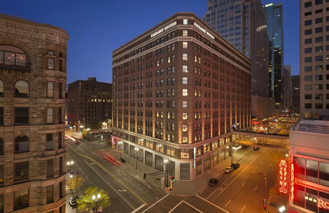 Embassy Suites By Hilton Minneapolis Downtown Hotel-1