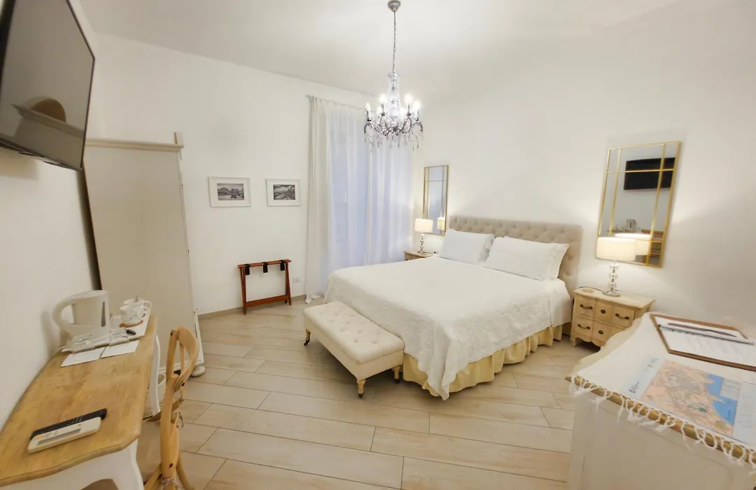 Palazzo Spasiano Rooms - Sorrento Center-1