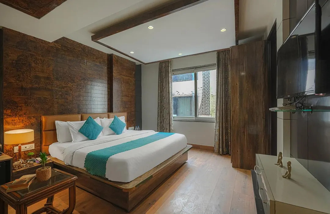 Hotel Heritage Street ! 100M From Golden Temple ! Parking & Restaurant-1