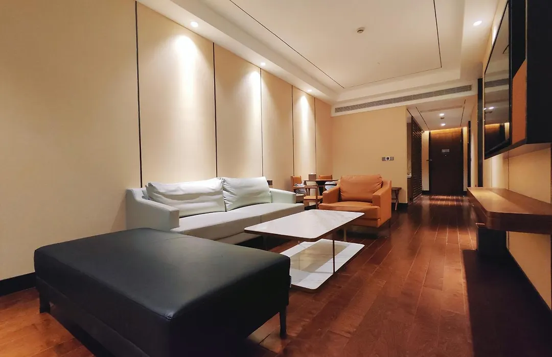 Shanghai International Tourist Resort Fuyi Hotel-1