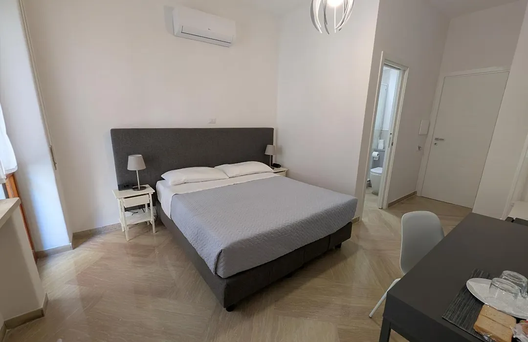 Napoli City Inn-1