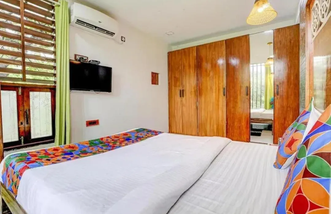 Fabhotel Vardhan House I-1