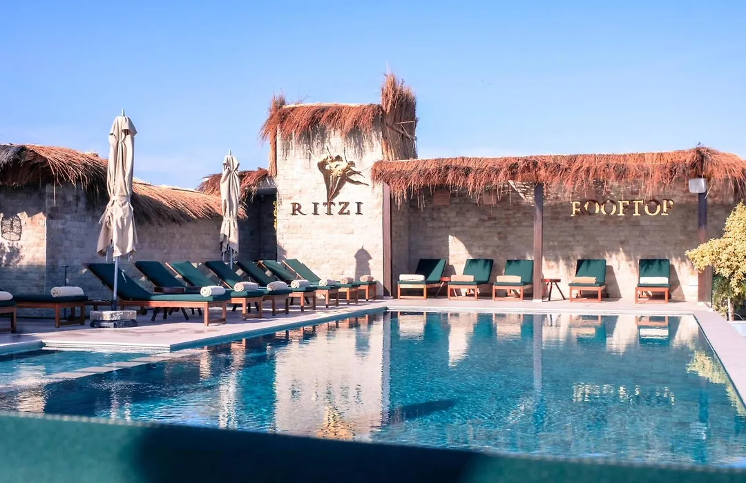 Longue Vie Hotels-1