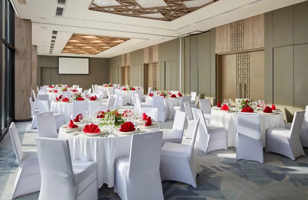 Holiday Inn Cebu City By Ihg-1