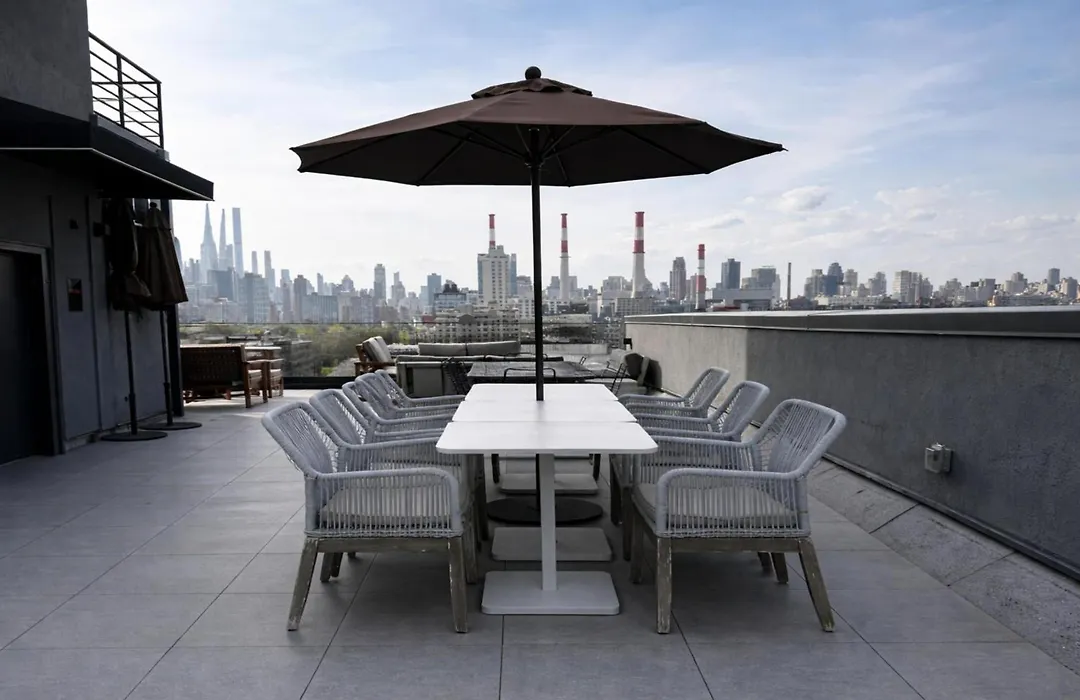 Dutch Hotel Long Island City New York , Belvilla District 6 Formerly Sonder-1