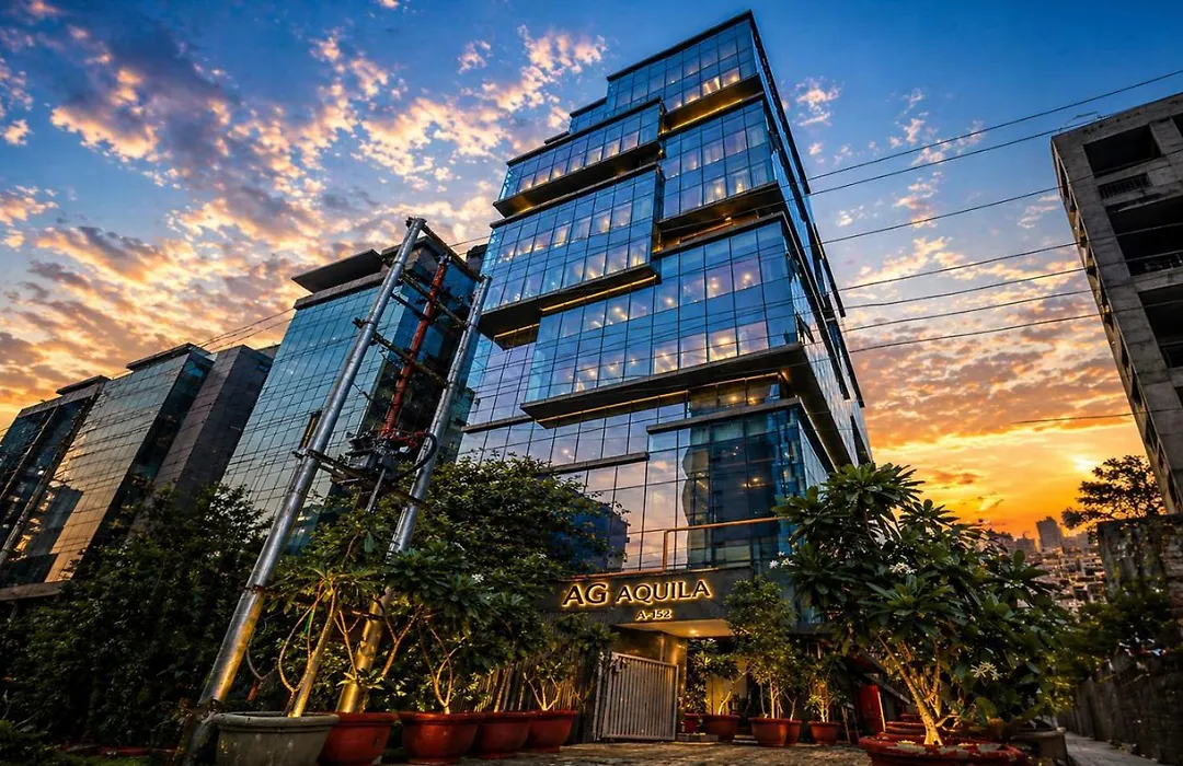 Aquila Grand Suites - Noida Sector 136-1