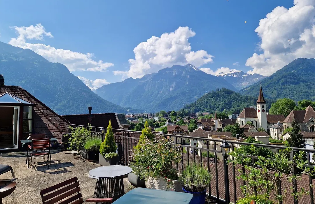 Carlton-Europe Vintage Adults Hotel-1