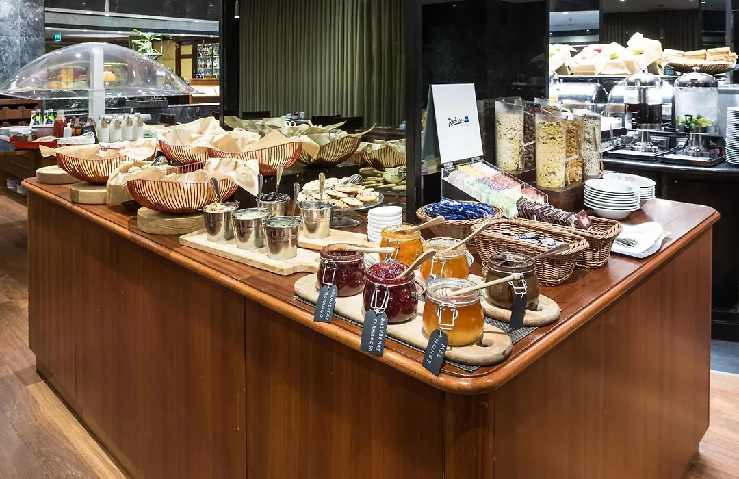 Radisson Blu Hotel Lisbon-1