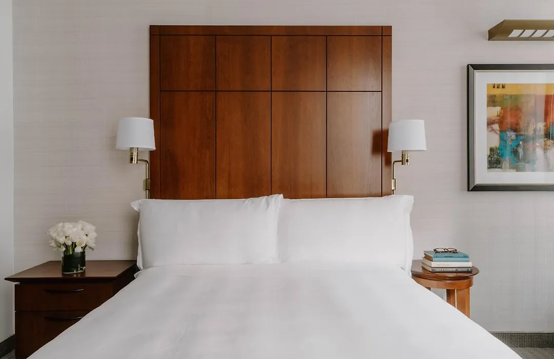 Central Loop Hotel-1