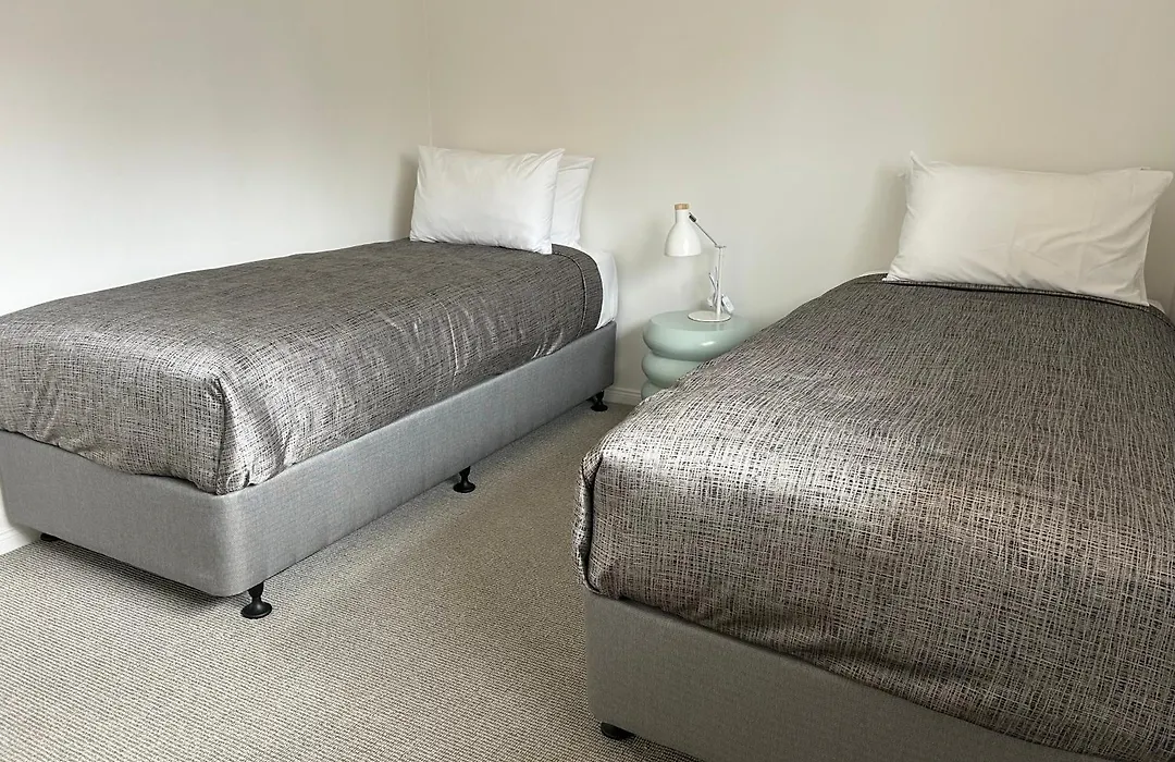Bella Mare Coolangatta Beachside Apartments-1