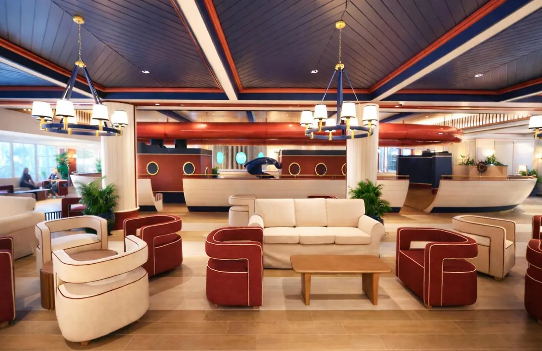 The Cruise Hotel-1