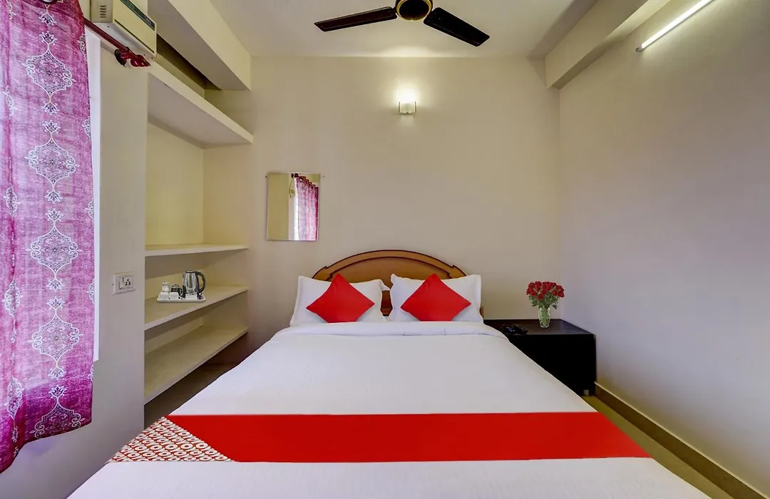 Hotel O Senthamizh Residency-1