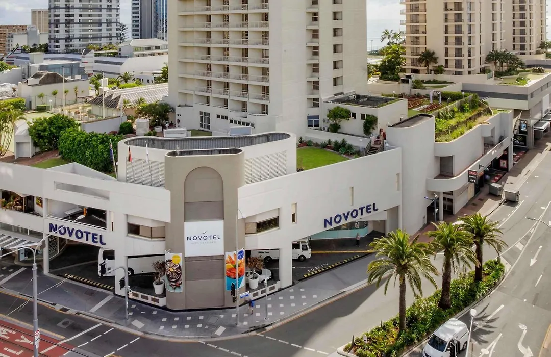 Novotel Surfers Paradise-1