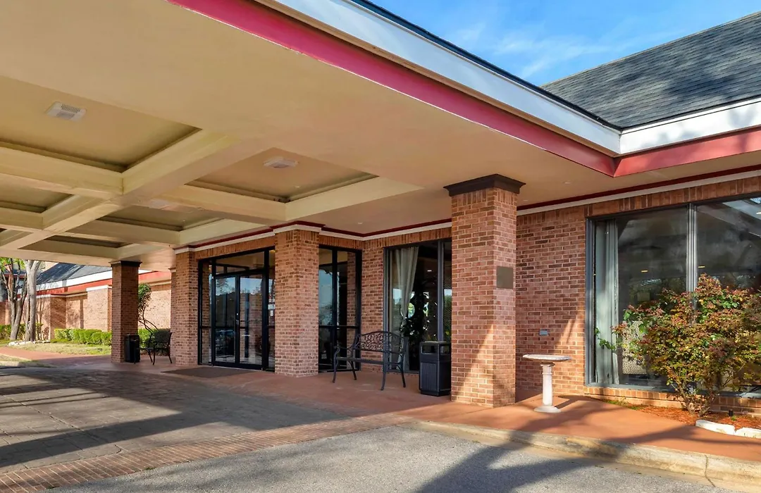 Magnuson Grand Hotel And Conference Center Tyler-1