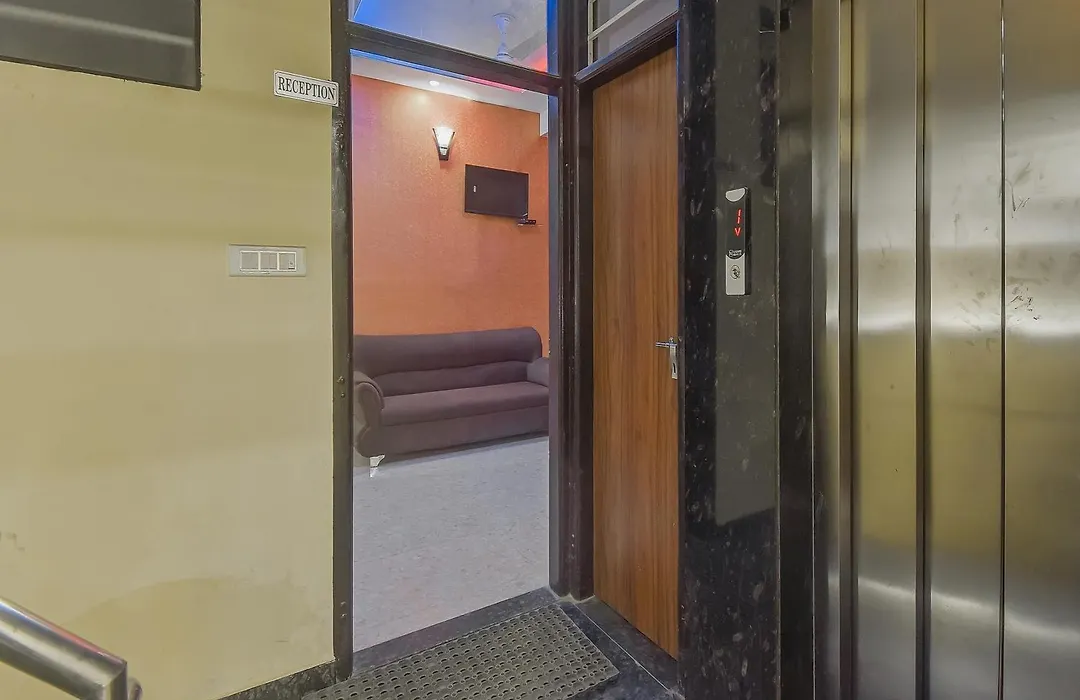 Hotel O Royal Blue-1