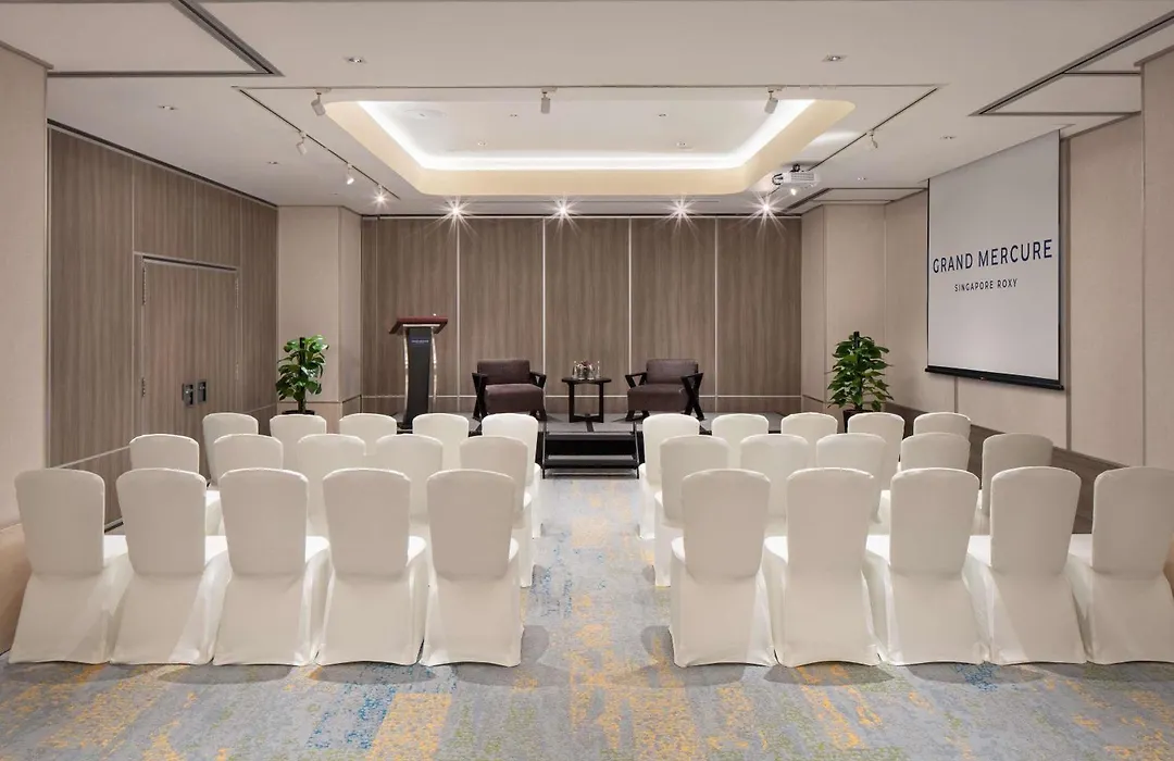Grand Mercure Singapore Roxy-1