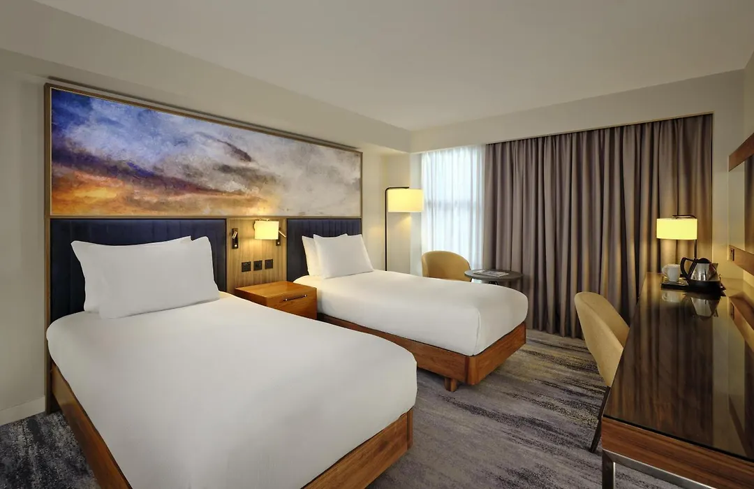 Doubletree By Hilton Lincoln-1