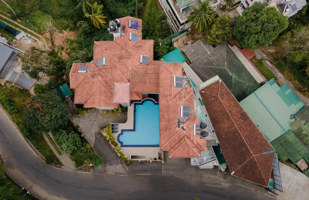 Senani Hotel-1