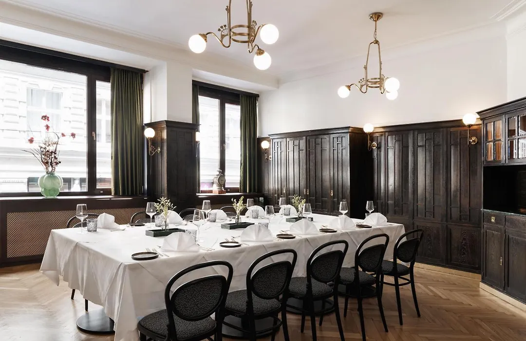 Hotel Astoria Vienna, Curio Collection By Hilton-1