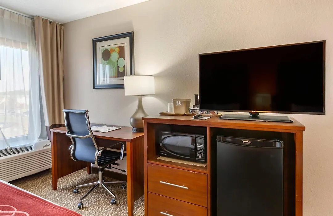 Comfort Inn Greensboro - Kernersville-1