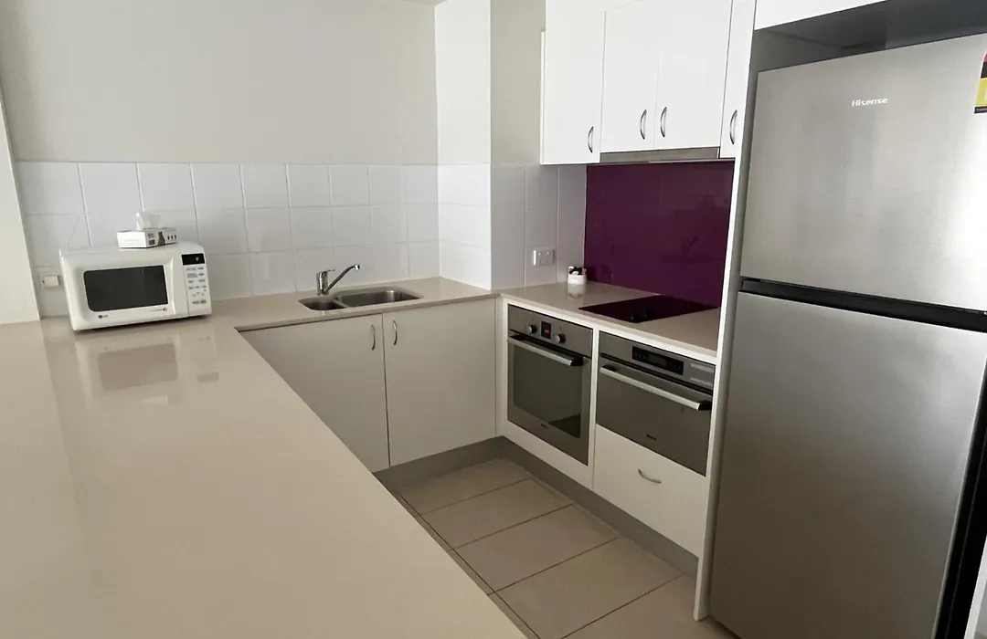 One The Esplanade Apartments On Surfers Paradise-1